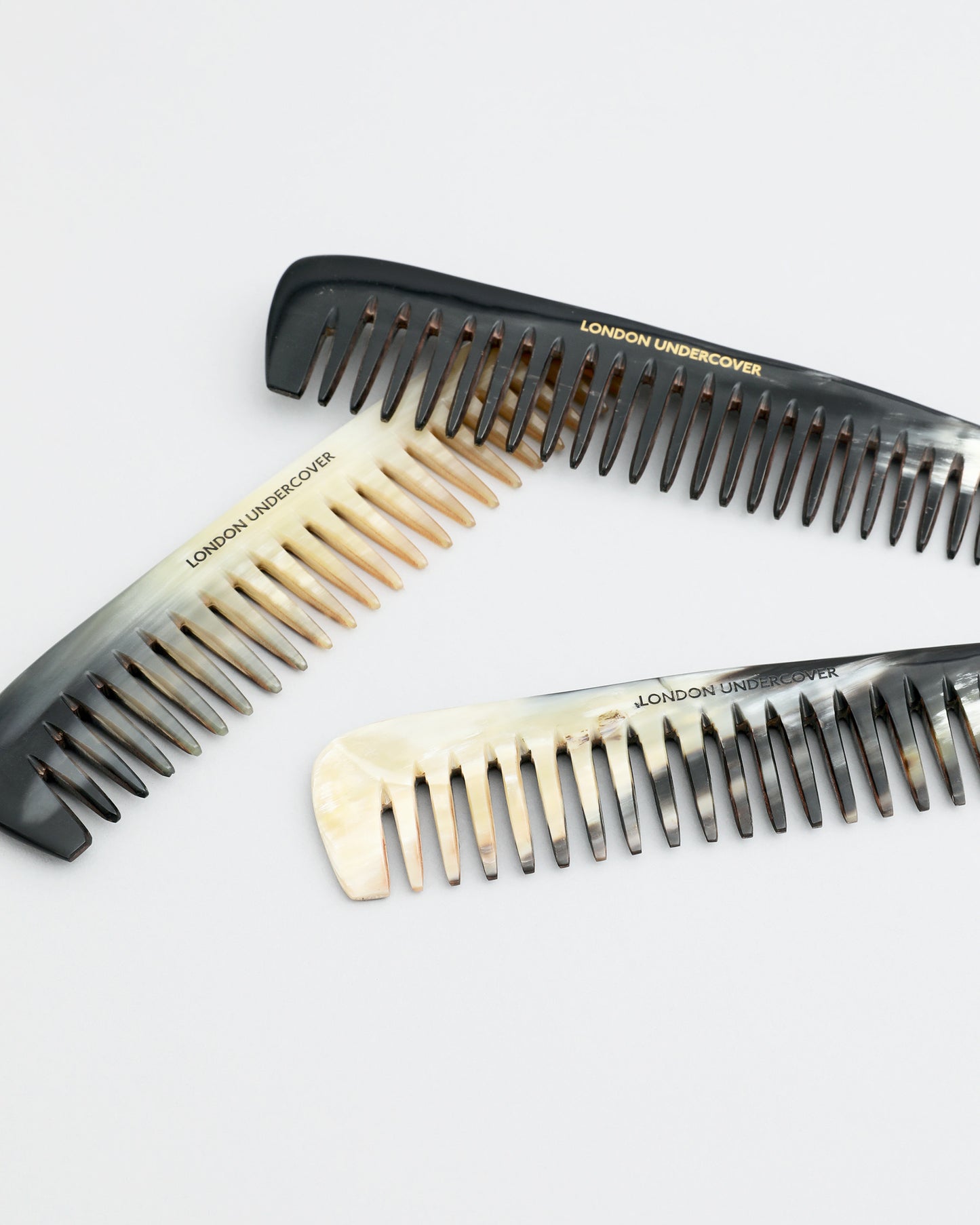 London Undercover 7" wide tooth comb - BLACK