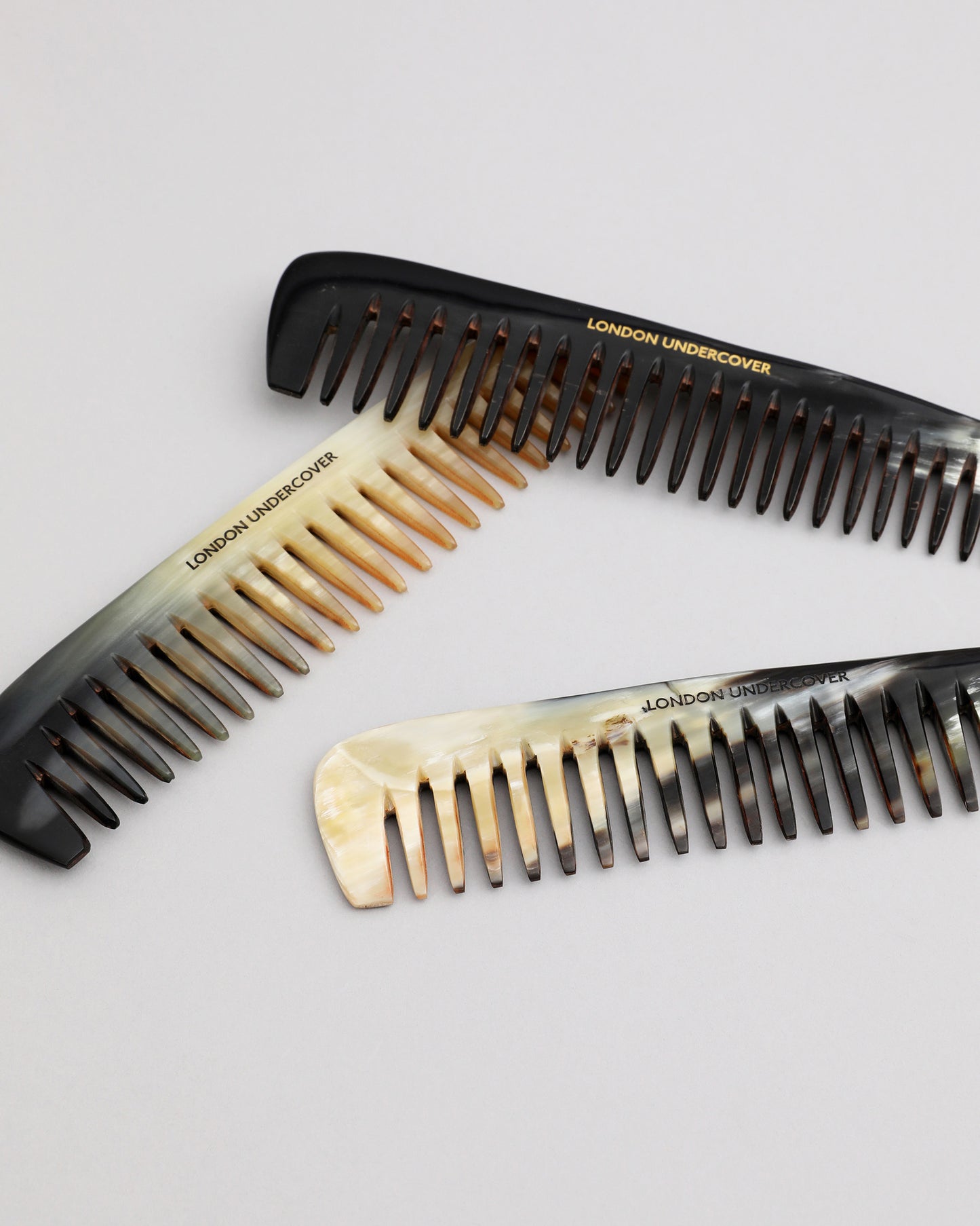London Undercover 7" wide tooth comb - BLACK