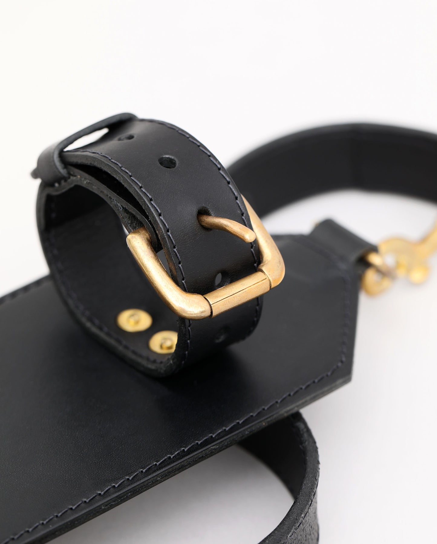 London Undercover Black Leather Umbrella Sling